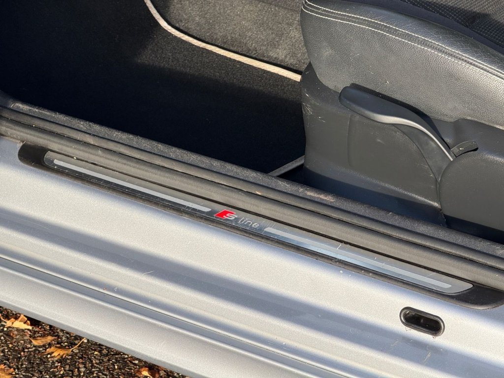 Used Audi A1 2014 for sale - 76698717: Photo 17