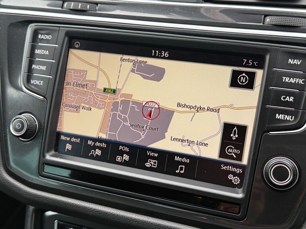 Used Volkswagen Tiguan 2017 for sale - 76950702: Photo 14