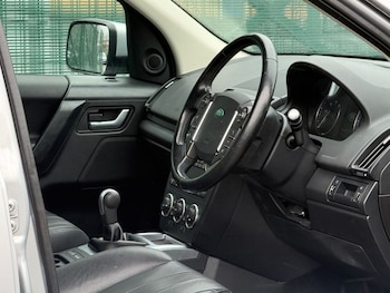 Used Land Rover Freelander 2 2014 for sale - 77370023: Photo