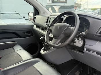 Used Peugeot Expert 2021 for sale - 77905384: Photo