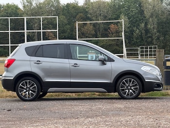 Used Suzuki SX4 S-Cross 2015 for sale - 79563035: Photo