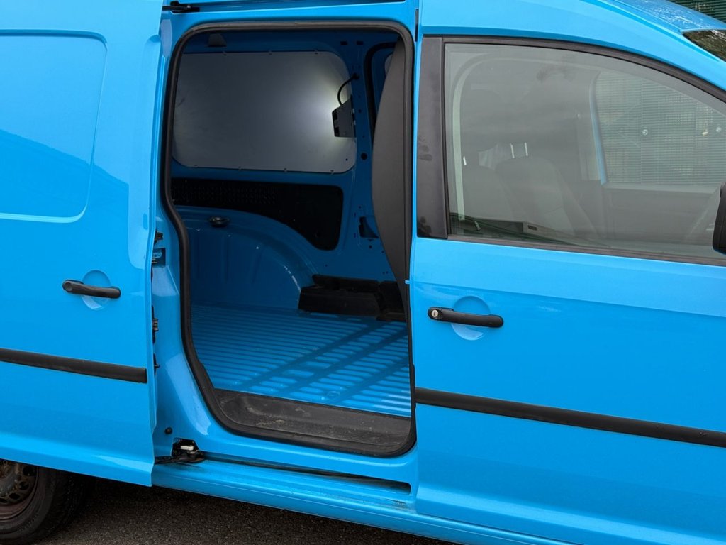 Used Volkswagen Caddy Maxi 2016 for sale - 76280024: Photo 3