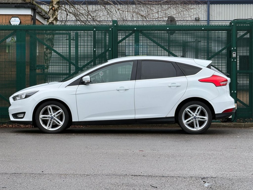 Used Ford Focus 2016 for sale - 77384126: Photo 5