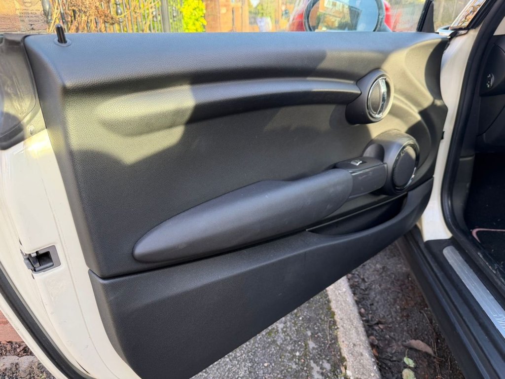 Used MINI Hatch 2018 for sale - 77288234: Photo 12