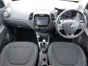 Used Renault Captur 2018 for sale - 78403576: Photo