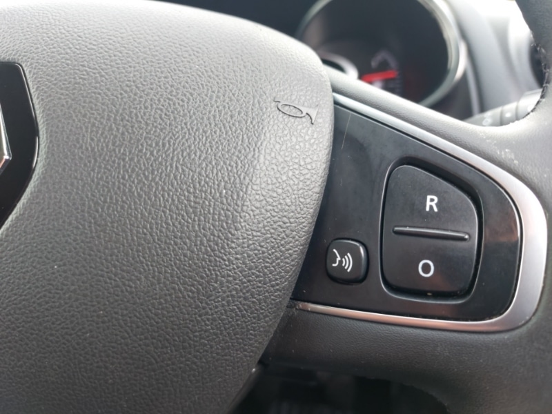 Used Renault Clio 2018 for sale - 76464919: Photo 14