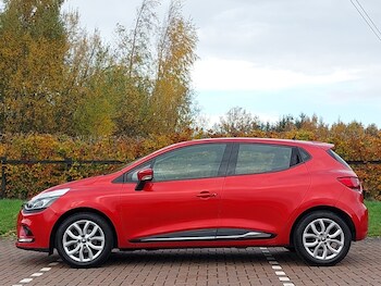 Used Renault Clio 2018 for sale - 76464919: Photo