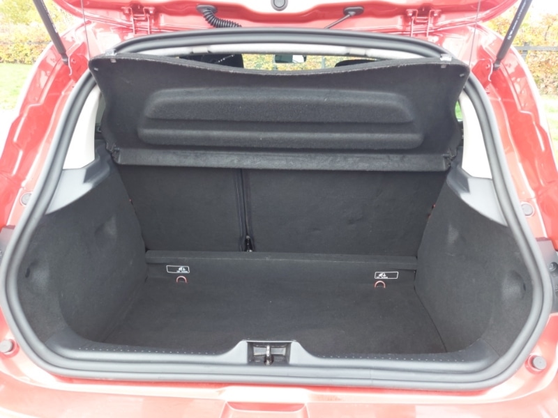 Used Renault Clio 2018 for sale - 76464919: Photo 8