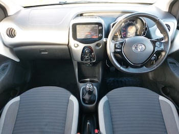 Used Toyota AYGO 2018 for sale - 77168809: Photo