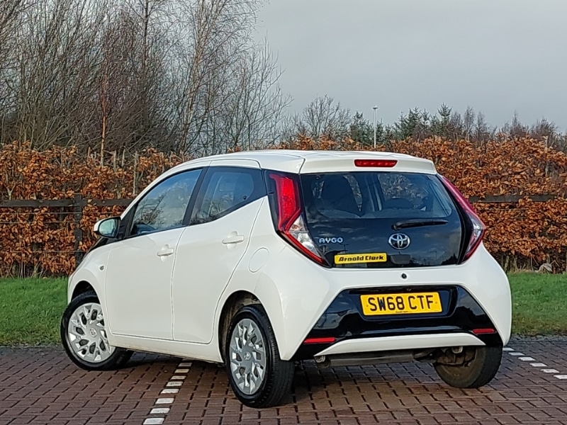 Used Toyota AYGO 2018 for sale - 77168809: Photo 3