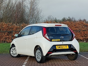 Used Toyota AYGO 2018 for sale - 77168809: Photo