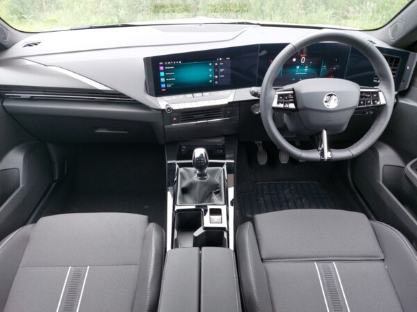 Used Vauxhall Astra 2025 for sale - 75332612: Photo 2