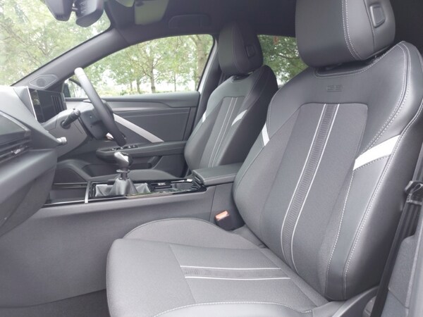 Used Vauxhall Astra 2025 for sale - 75332612: Photo 5