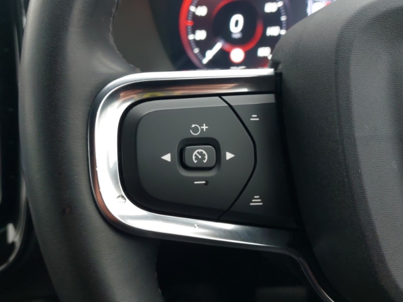 Used Volvo XC40 2022 for sale - 77289656: Photo 13