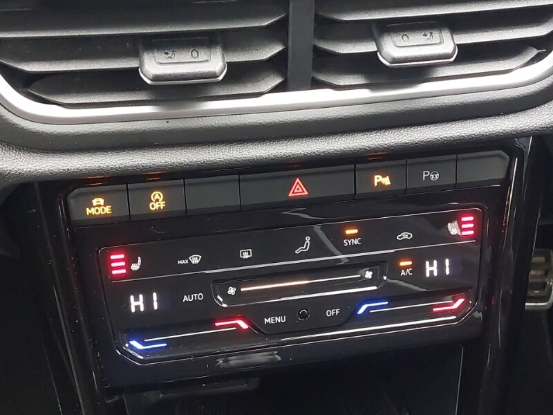 Used Volkswagen T-Roc 2022 for sale - 77491674: Photo 17