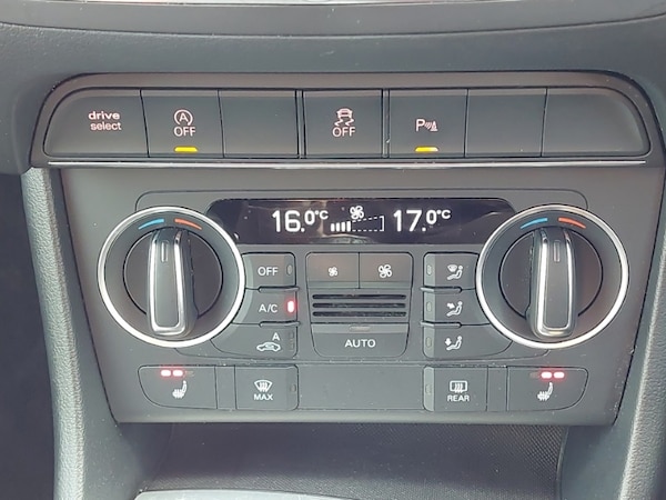 Used Audi Q3 2015 for sale - 76238052: Photo 15