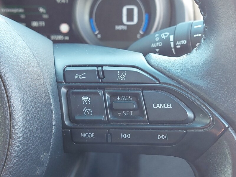 Used Toyota Yaris Cross 2022 for sale - 77690085: Photo 13