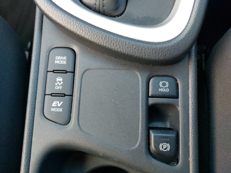 Used Toyota Yaris Cross 2022 for sale - 77690085: Photo 18