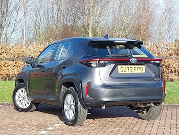 Used Toyota Yaris Cross 2022 for sale - 77690085: Photo