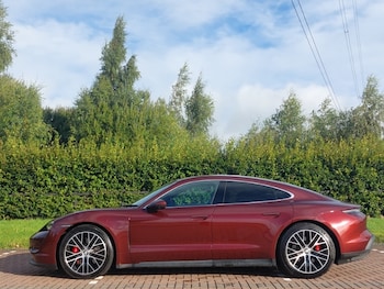Used Porsche Taycan 2022 for sale - 75921414: Photo