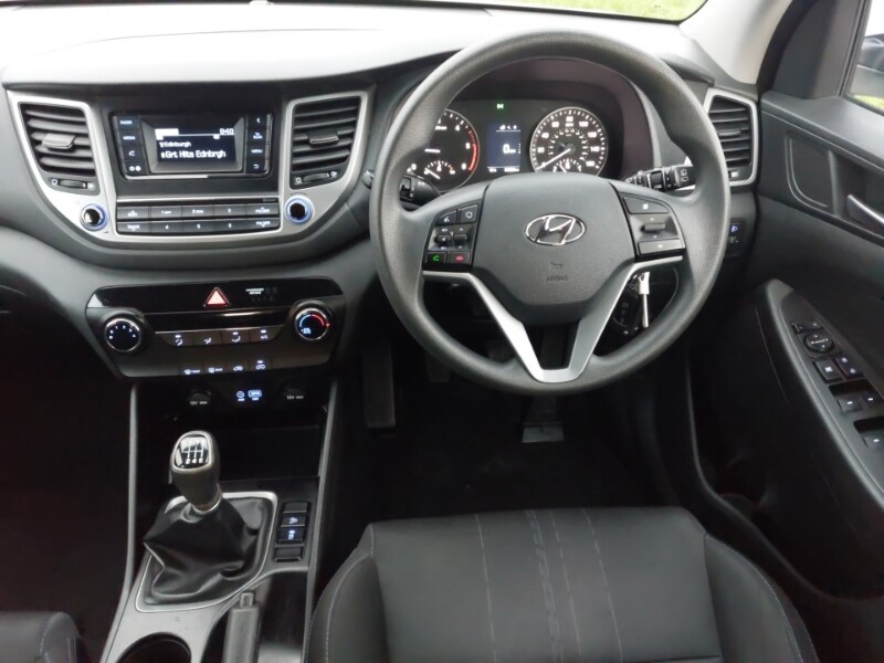 Used Hyundai TUCSON 2017 for sale - 76906520: Photo 7