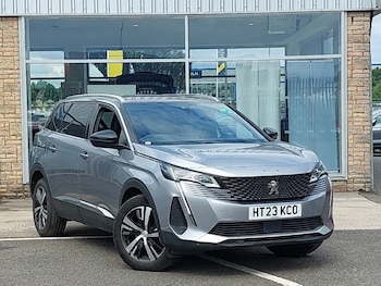 Used Peugeot 5008 2023 for sale - 79447392: Photo