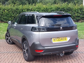 Used Peugeot 5008 2023 for sale - 79447392: Photo