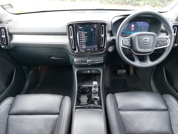 Used Volvo XC40 2024 for sale - 76225753: Photo 2