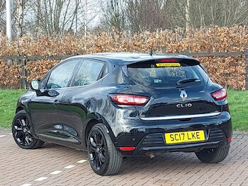Used Renault Clio 2017 for sale - 77656858: Photo