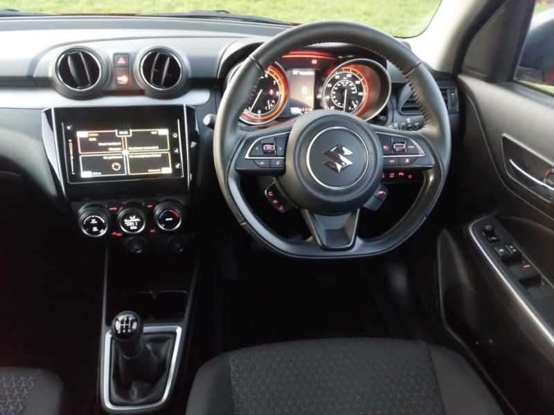 Used Suzuki Swift 2022 for sale - 76800275: Photo 7