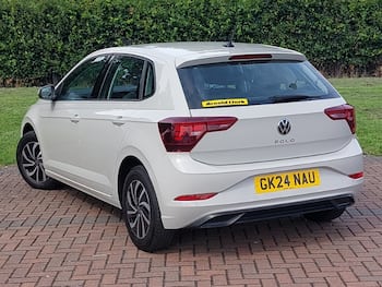 Used Volkswagen Polo 2024 for sale - 79627336: Photo