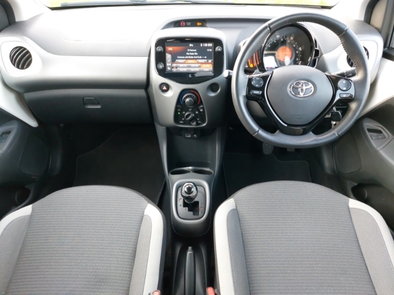 Used Toyota AYGO 2021 for sale - 77644367: Photo 2