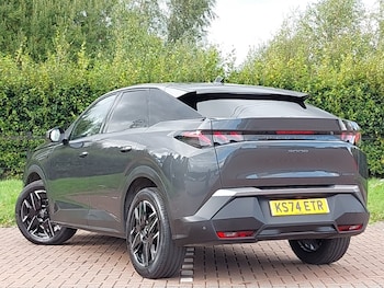 Used Peugeot 3008 2024 for sale - 75988928: Photo 3