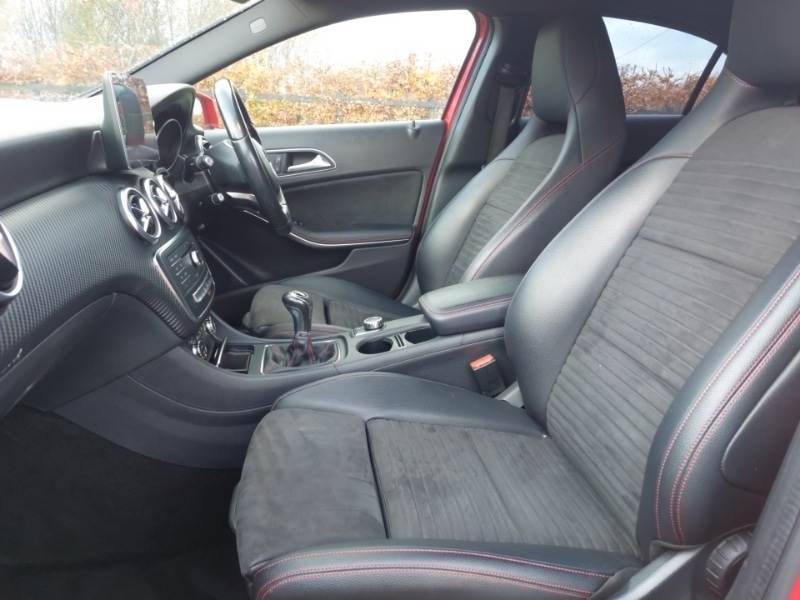 Used Mercedes-Benz A-Class 2017 for sale - 76556261: Photo 5