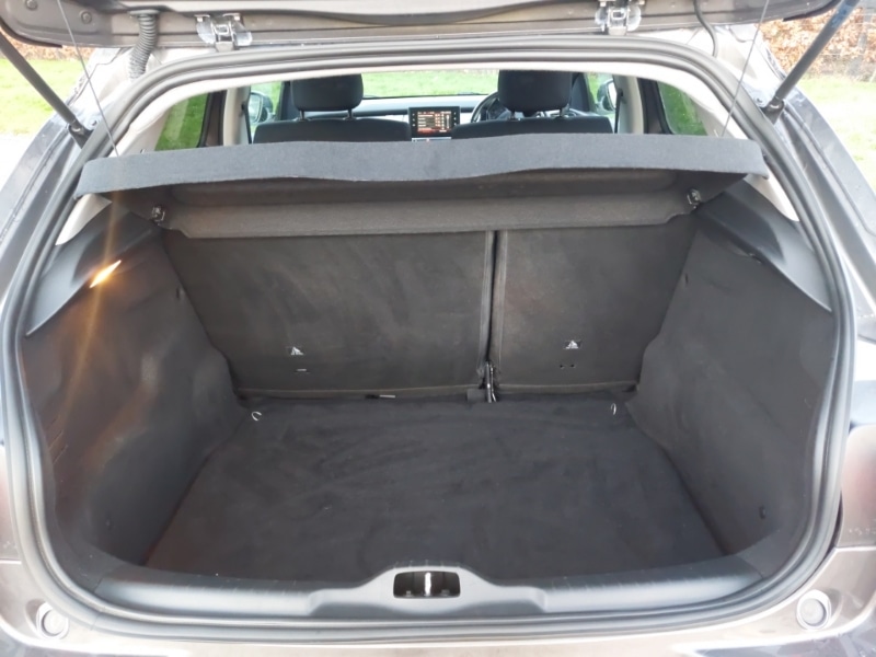 Used Citroen C4 Cactus 2018 for sale - 76893820: Photo 8