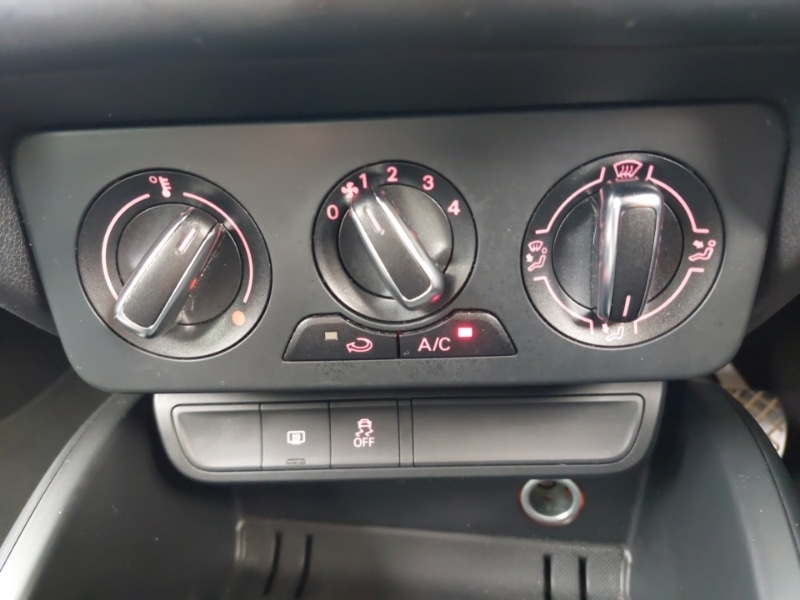 Used Audi A1 2015 for sale - 78079640: Photo 15