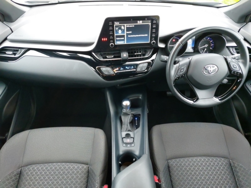 Used Toyota C-HR 2022 for sale - 76264866: Photo 2