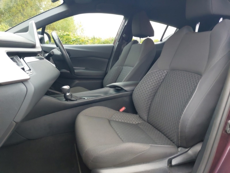 Used Toyota C-HR 2022 for sale - 76264866: Photo 5