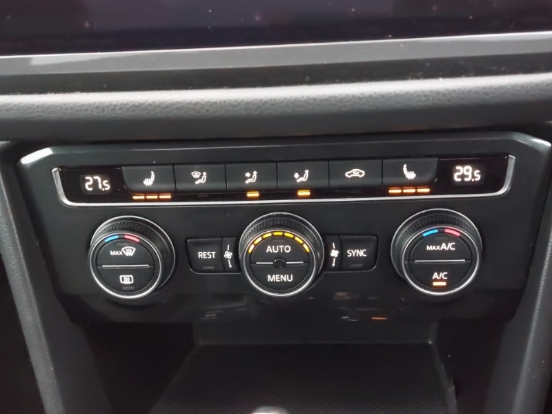 Used Volkswagen Tiguan 2019 for sale - 77573359: Photo 16