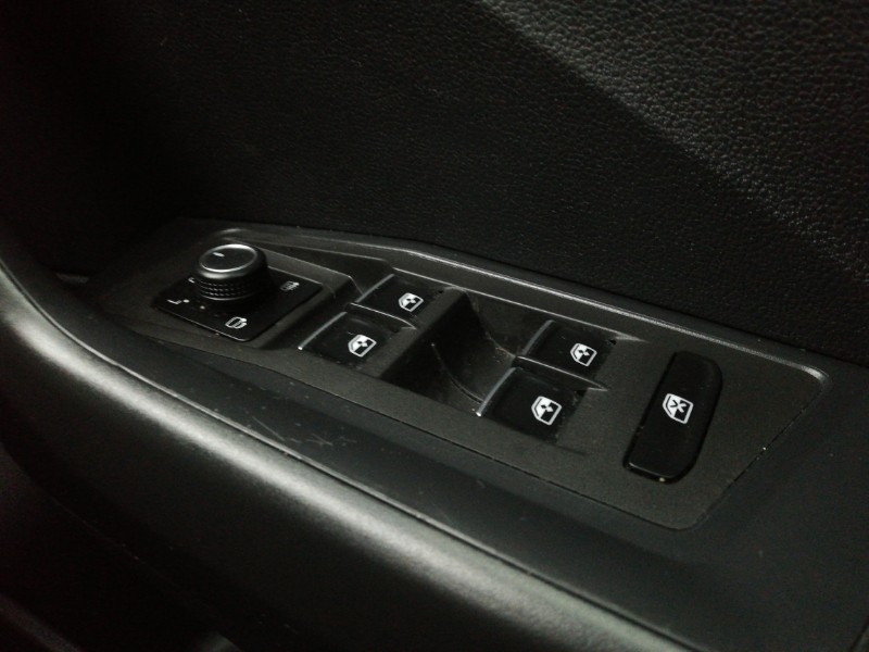 Used Volkswagen T-Roc 2019 for sale - 77816559: Photo 16