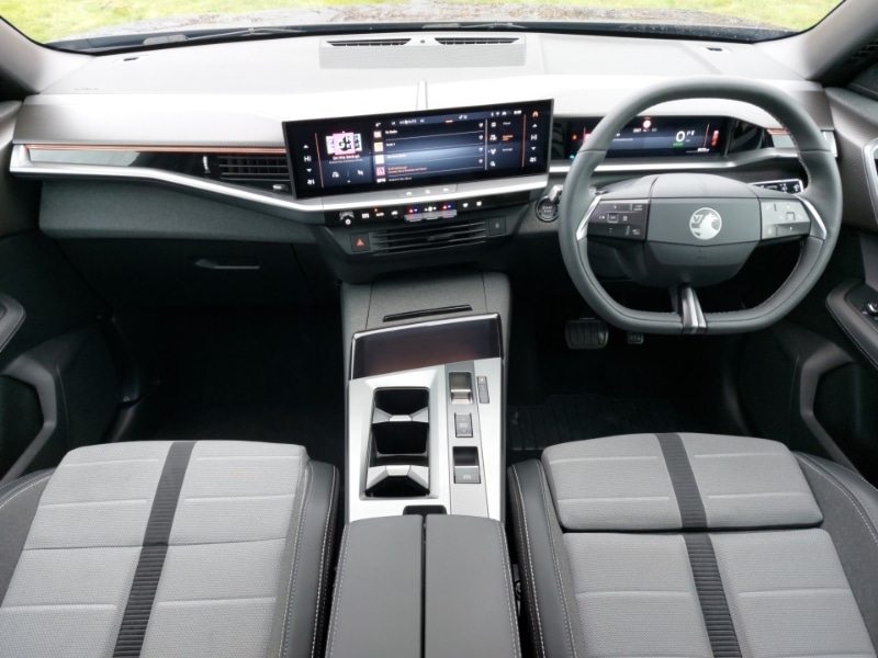 Used Vauxhall Grandland 2025 for sale - 78179012: Photo 2