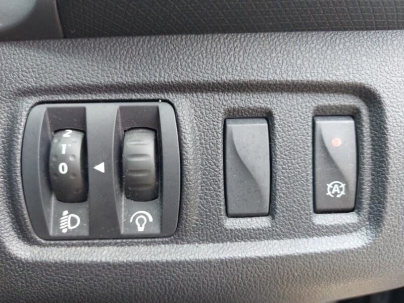 Used Renault Clio 2018 for sale - 78169839: Photo 18