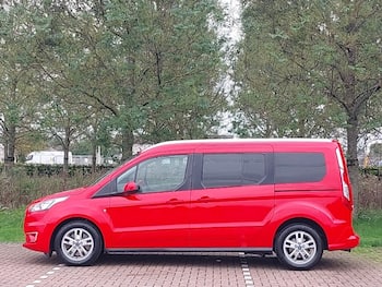Used Ford Grand Tourneo Connect 2020 for sale - 79790458: Photo