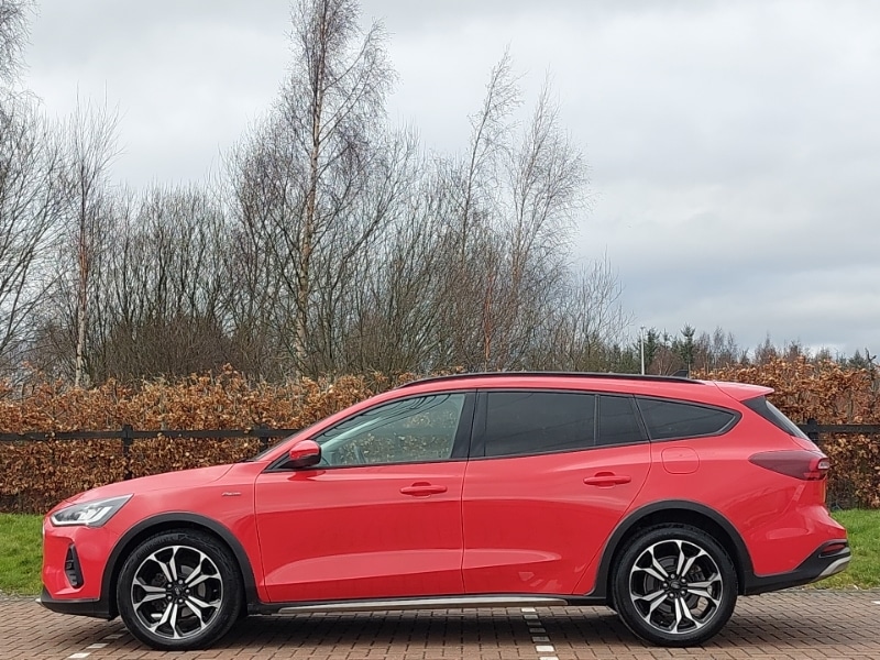 Used Ford Focus 2022 for sale - 78140198: Photo 4