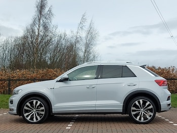 Used Volkswagen T-Roc 2019 for sale - 77988048: Photo