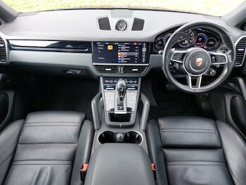 Used Porsche Cayenne 2019 for sale - 77907879: Photo