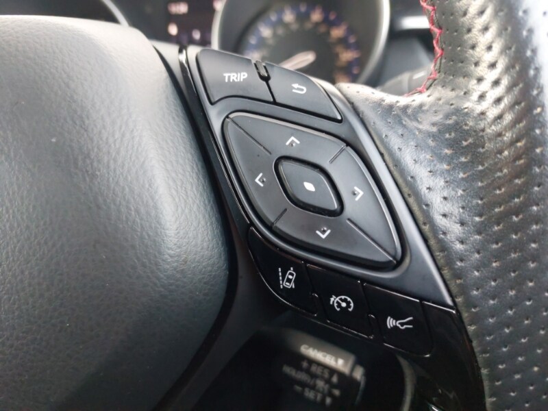 Used Toyota C-HR 2021 for sale - 76779444: Photo 12