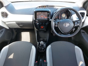Used Toyota AYGO 2018 for sale - 78560030: Photo