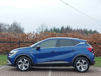 Used Renault Captur 2022 for sale - 77717278: Photo