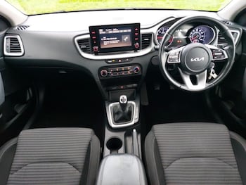 Used Kia Ceed 2022 for sale - 76548856: Photo